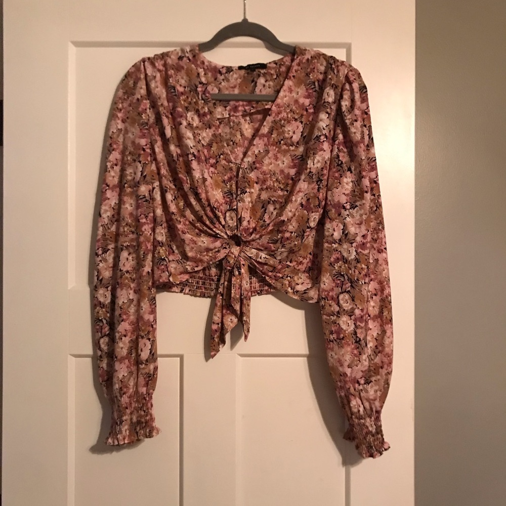 En Saison long sleeve Floral Crop Top size L